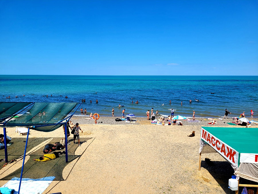 Море и пляж в Песчаном (Бахчисарайский район) Море на отдыхе в Бахчисарайском районе