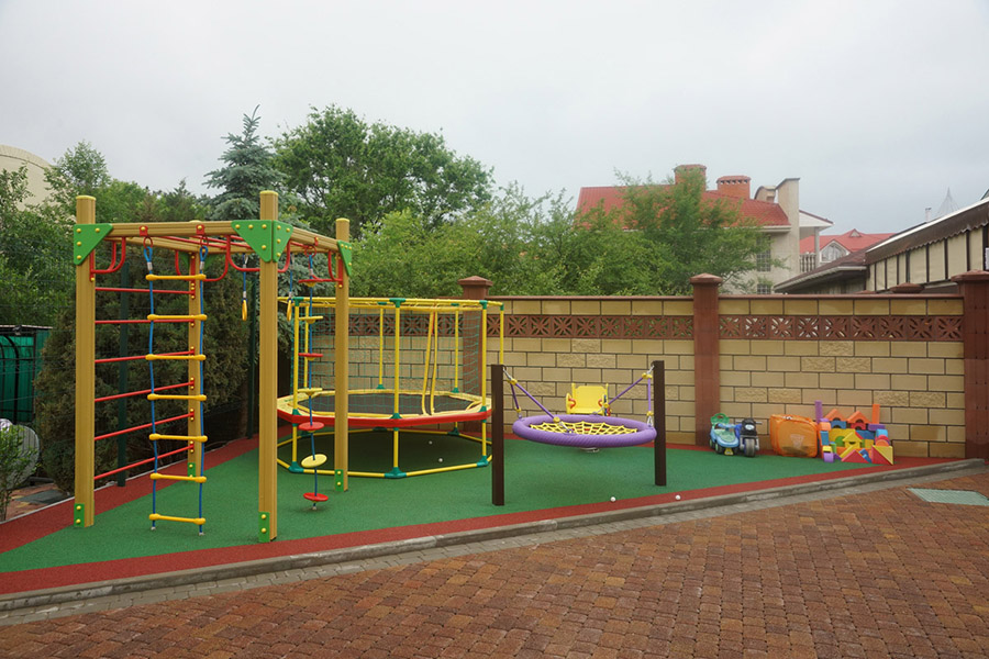 Развлечения для детей в Песчаном: детская площадка 
